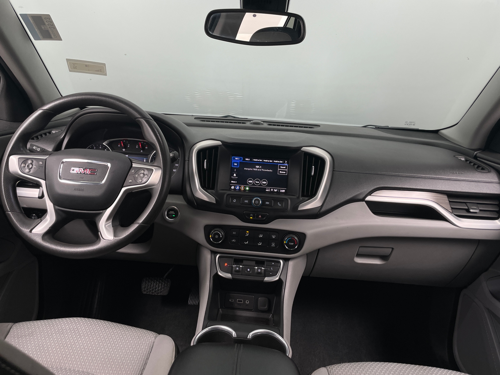 Thumbnail: 2022 GMC Terrain - 3