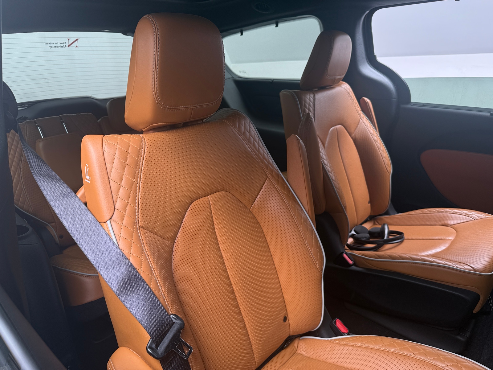 Thumbnail: 2021 Chrysler Pacifica - 5