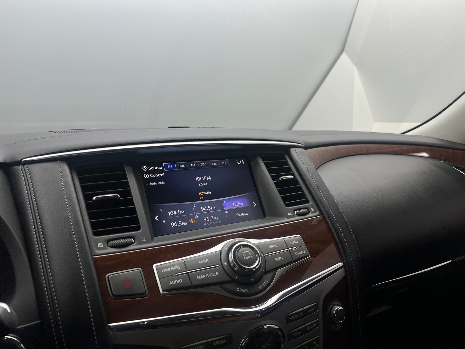Thumbnail: 2019 INFINITI QX80 - 3