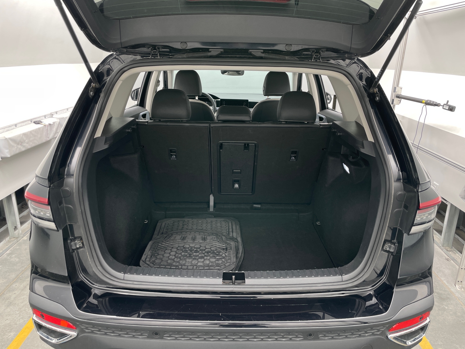 Thumbnail: 2026 Volkswagen Taos - 7