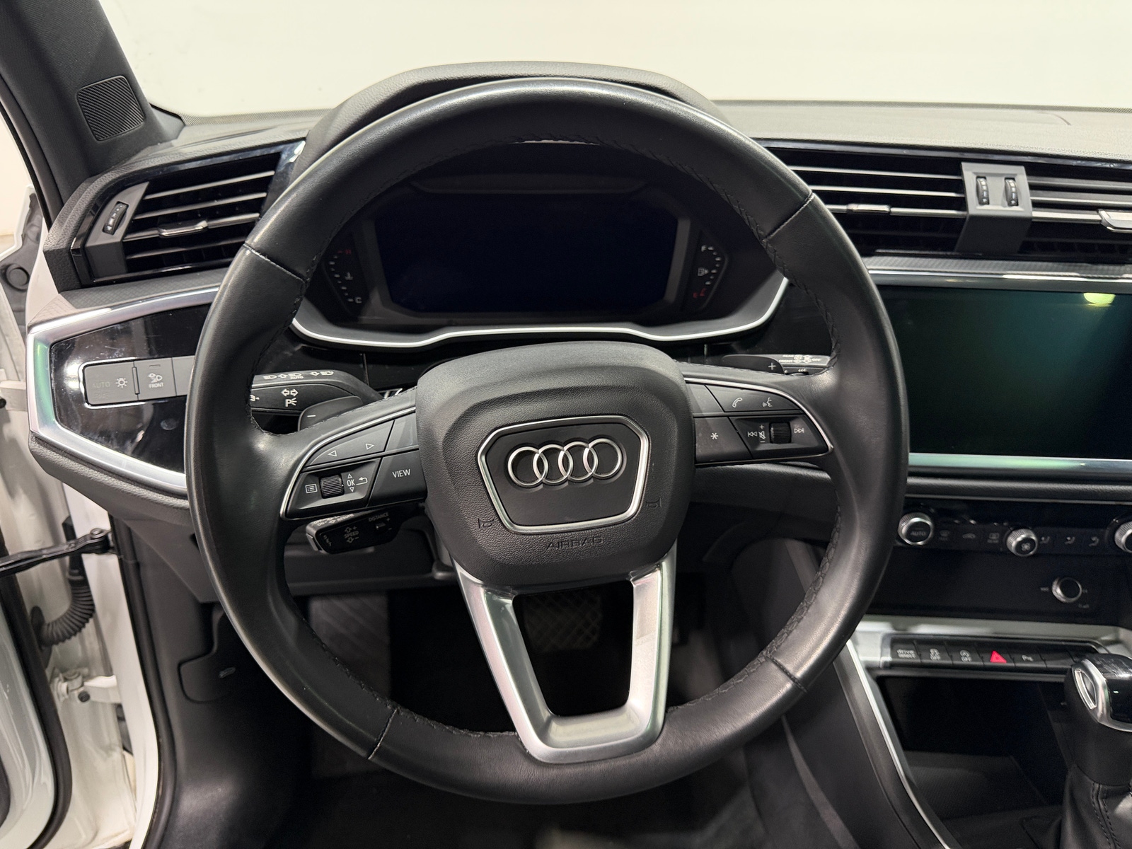 Thumbnail: 2025 Audi Q3 - 5