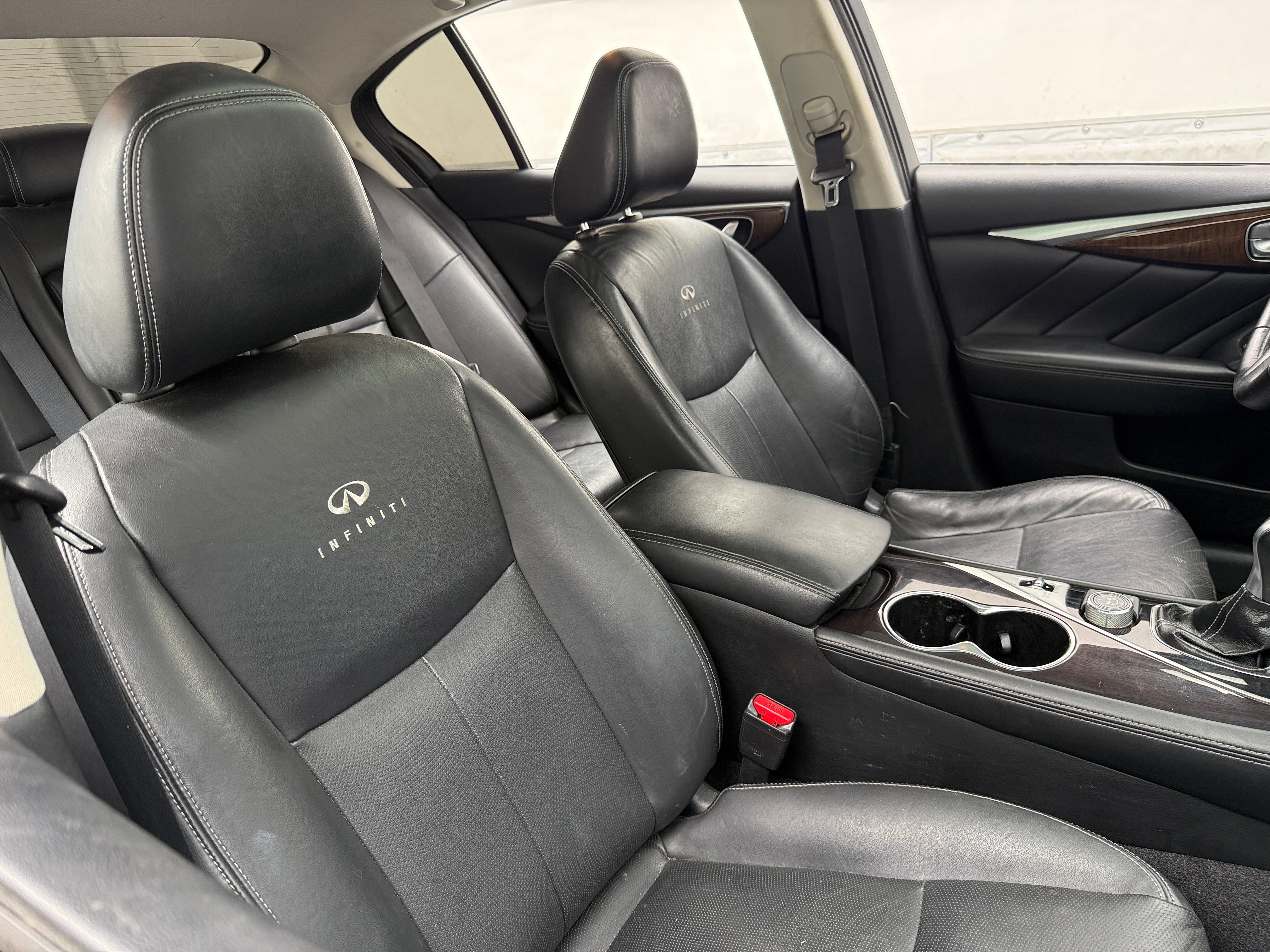 2014 INFINITI Q50 Premium