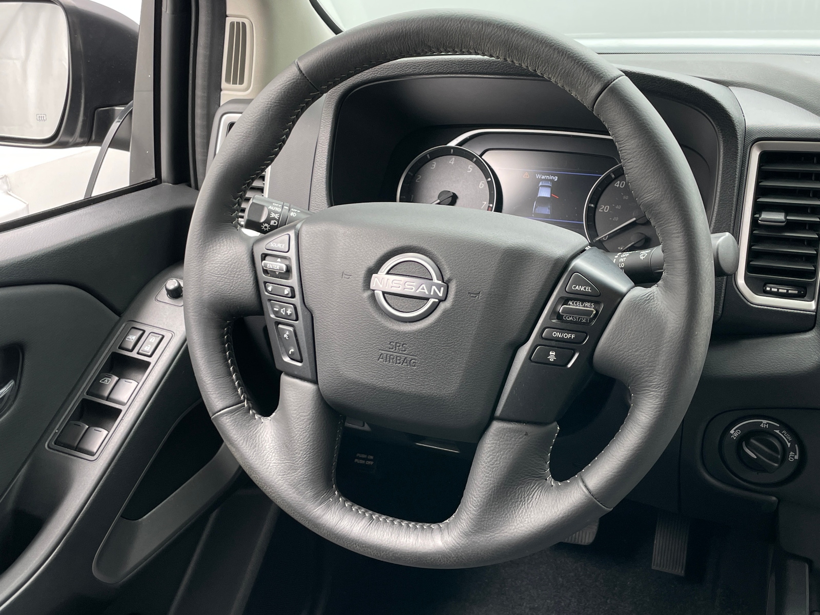 Thumbnail: 2024 Nissan Frontier - 5