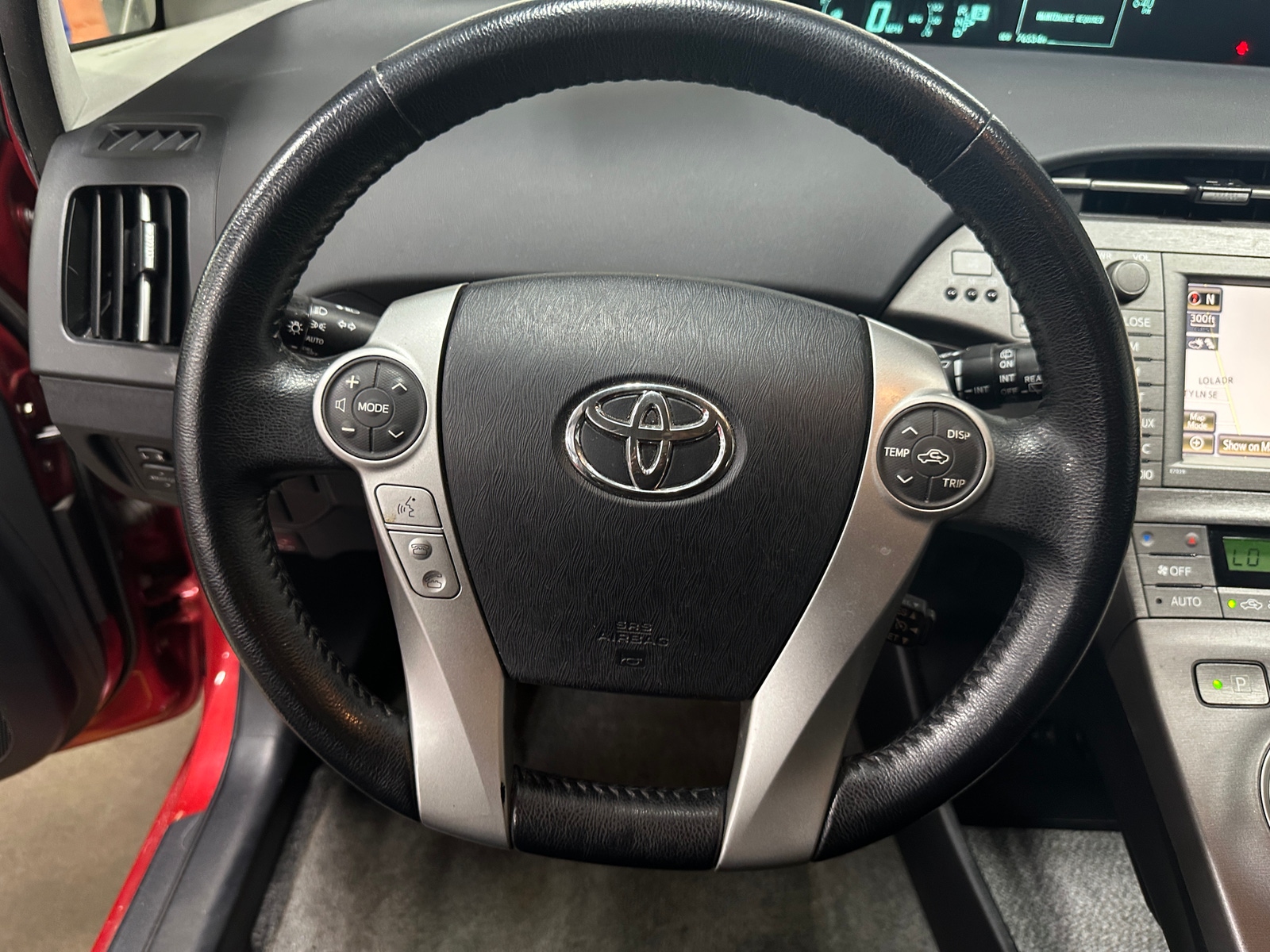 Thumbnail: 2014 Toyota Prius - 4