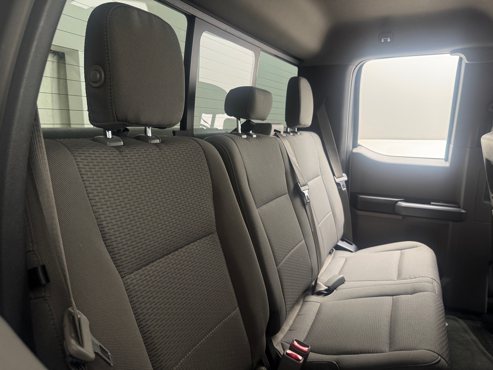 Thumbnail: 2017 Ford Econoline - 6