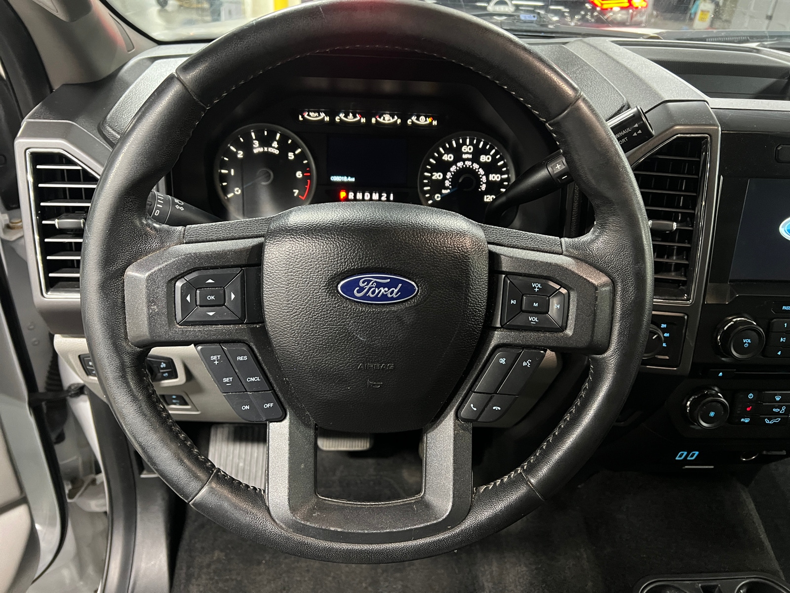 Thumbnail: 2017 Ford Econoline - 5