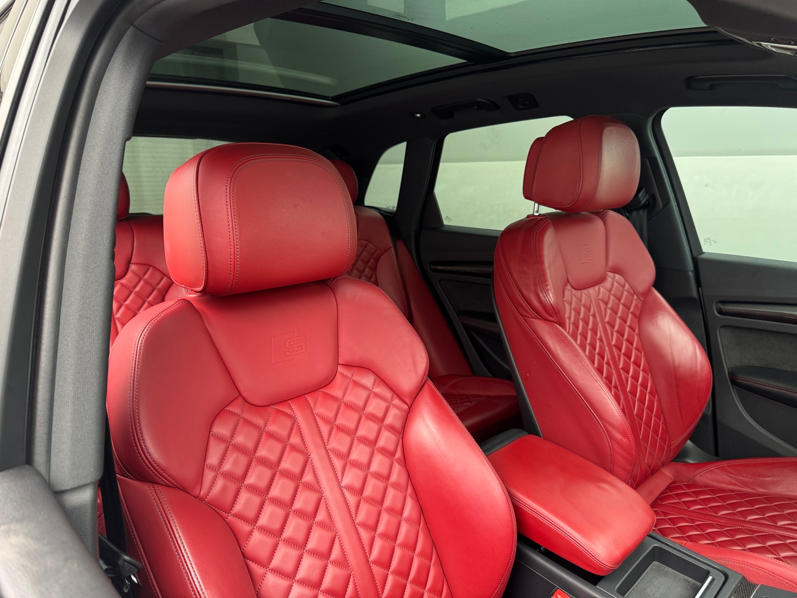 Thumbnail: 2018 Audi SQ5 - 2