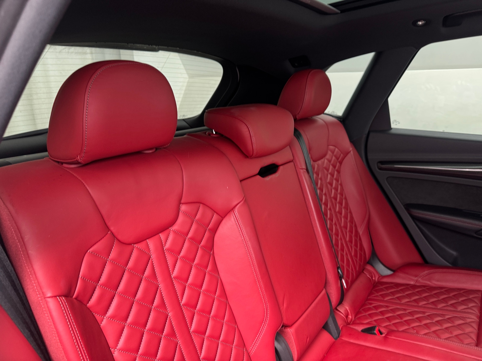 Thumbnail: 2018 Audi SQ5 - 6