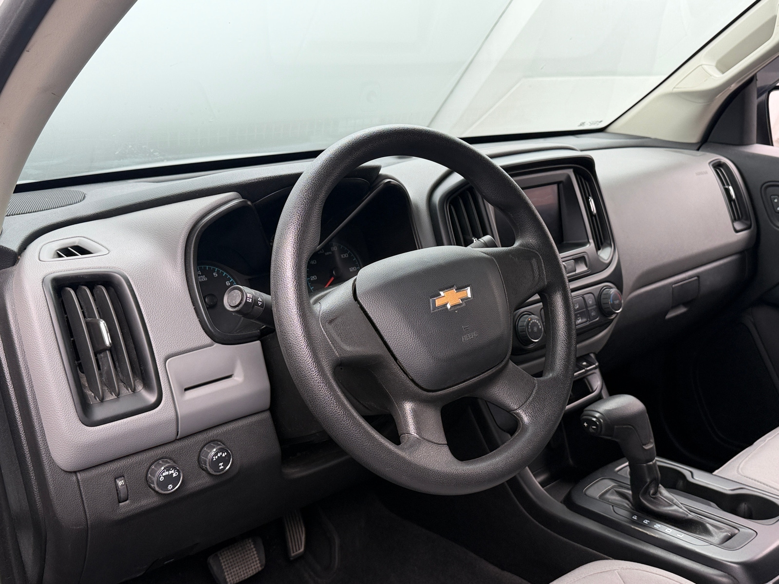 Thumbnail: 2021 Chevrolet Colorado - 3