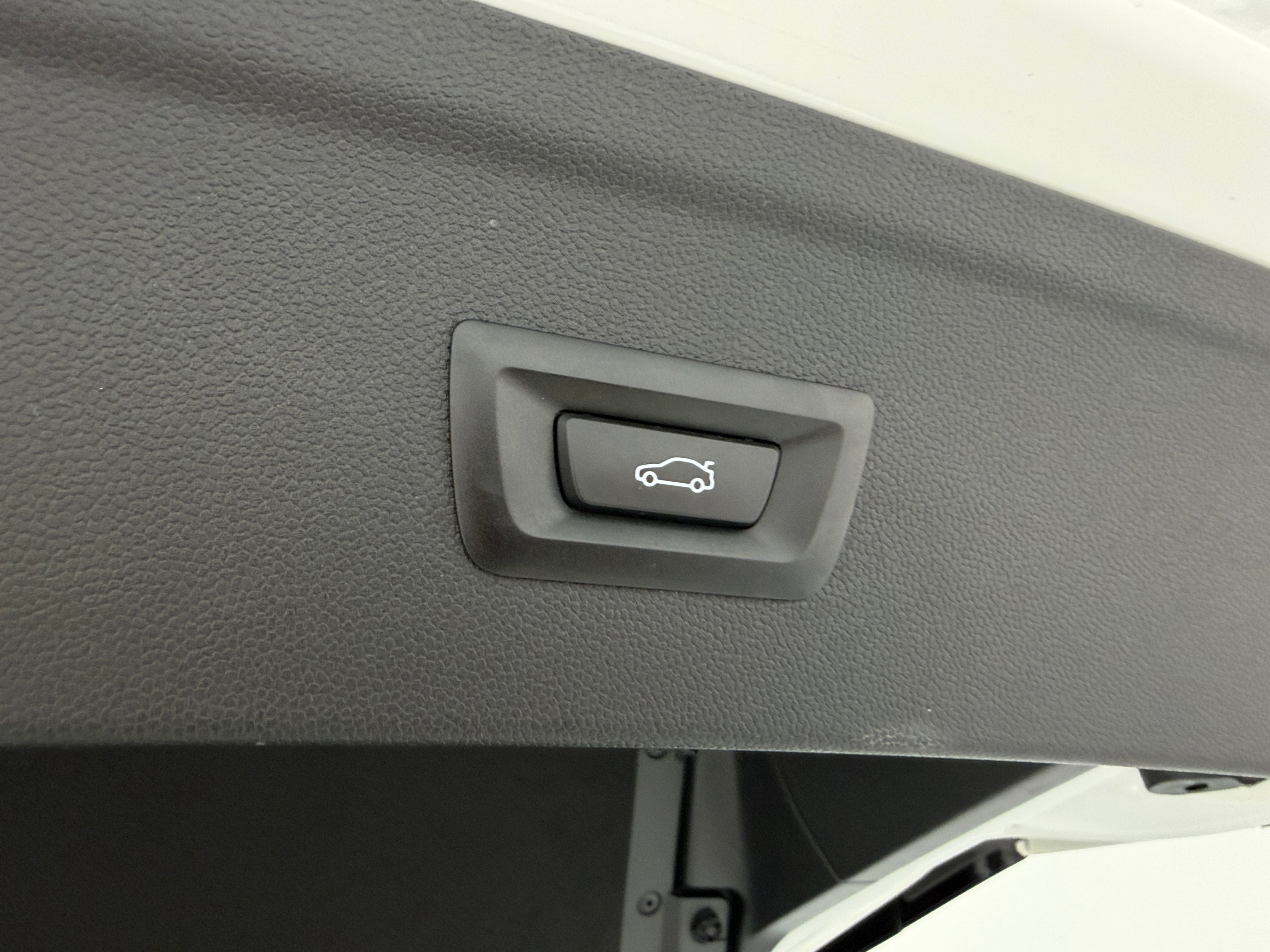 Used 2023 BMW iX Base with VIN WB523CF03PCM93833 for sale in Auburn, WA