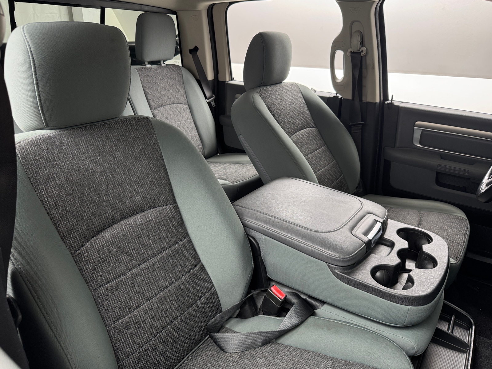 Thumbnail: 2019 RAM 1500 Classic - 2