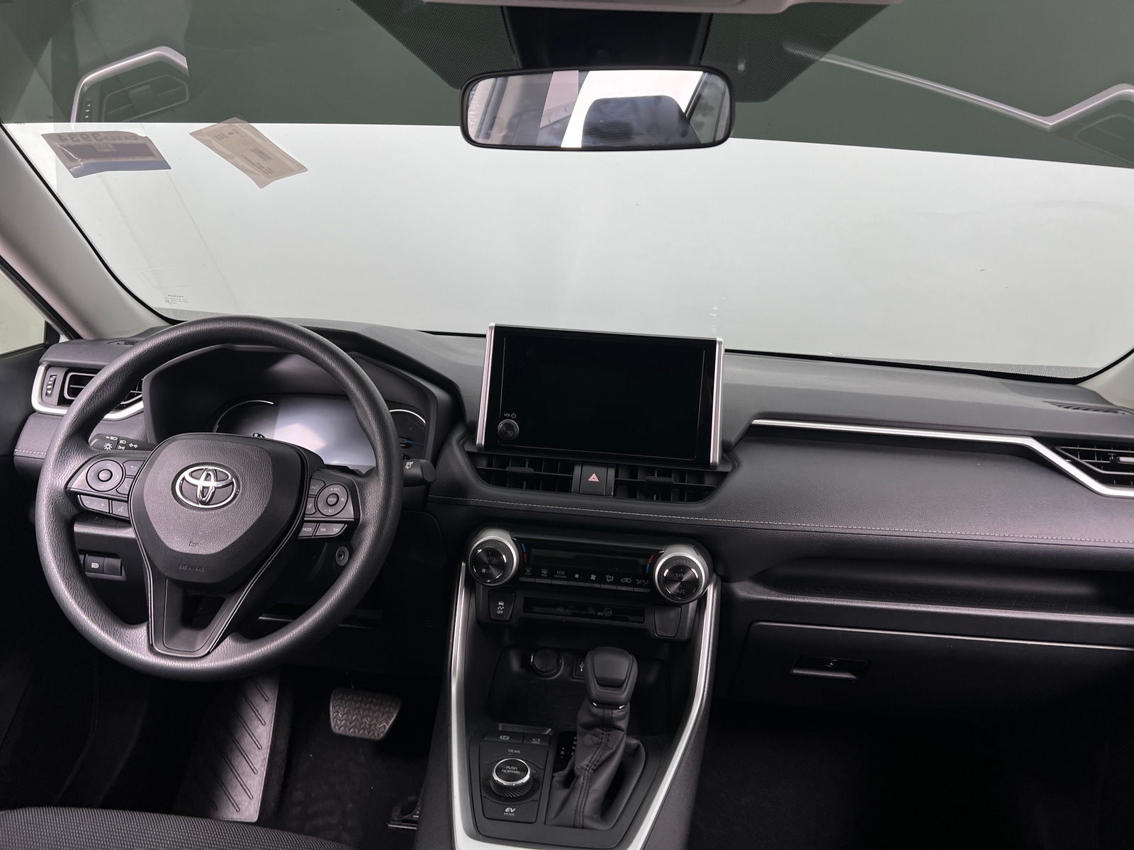 Thumbnail: 2025 Toyota RAV4 - 3