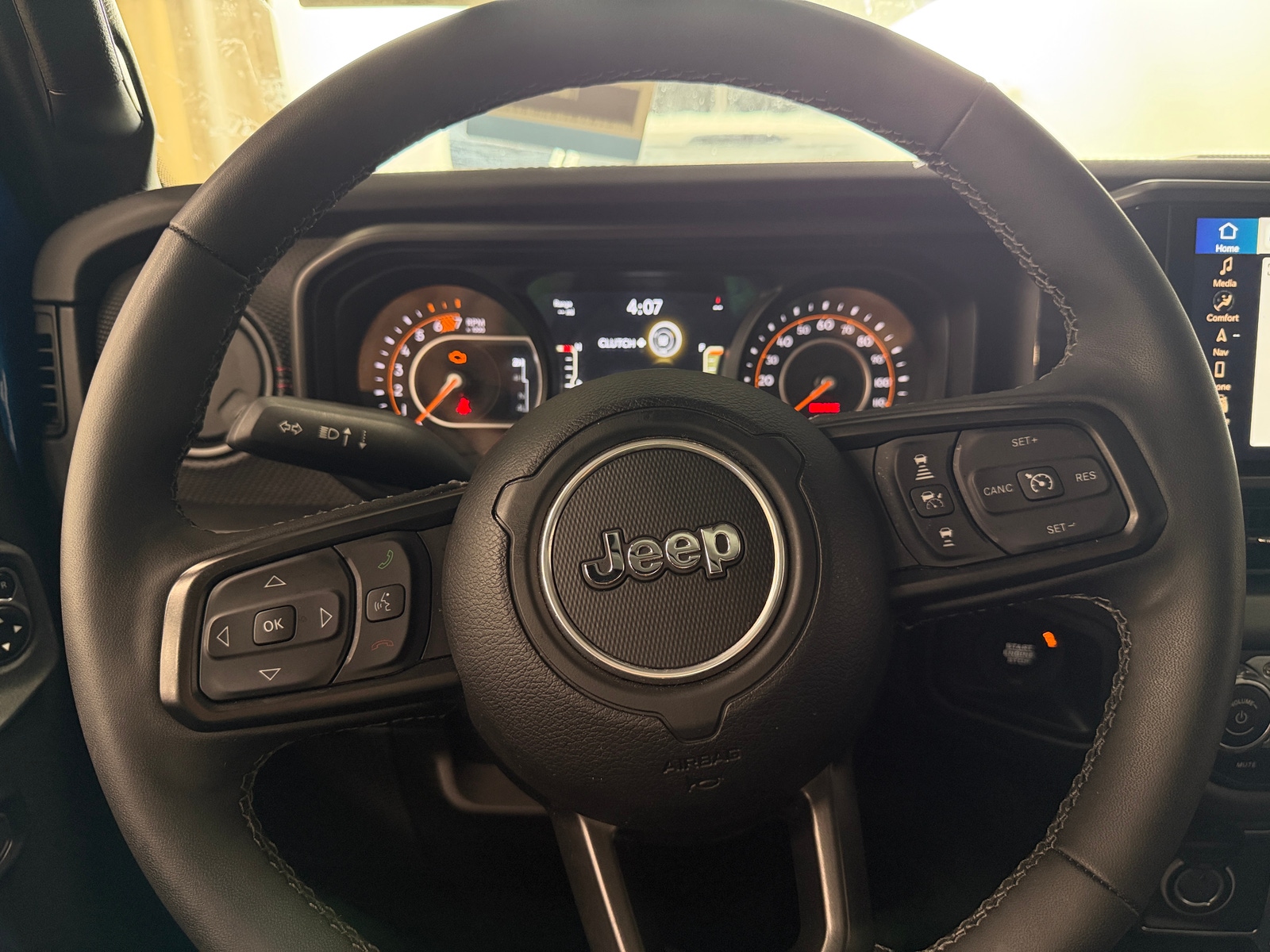 Thumbnail: 2025 Jeep Wrangler - 5