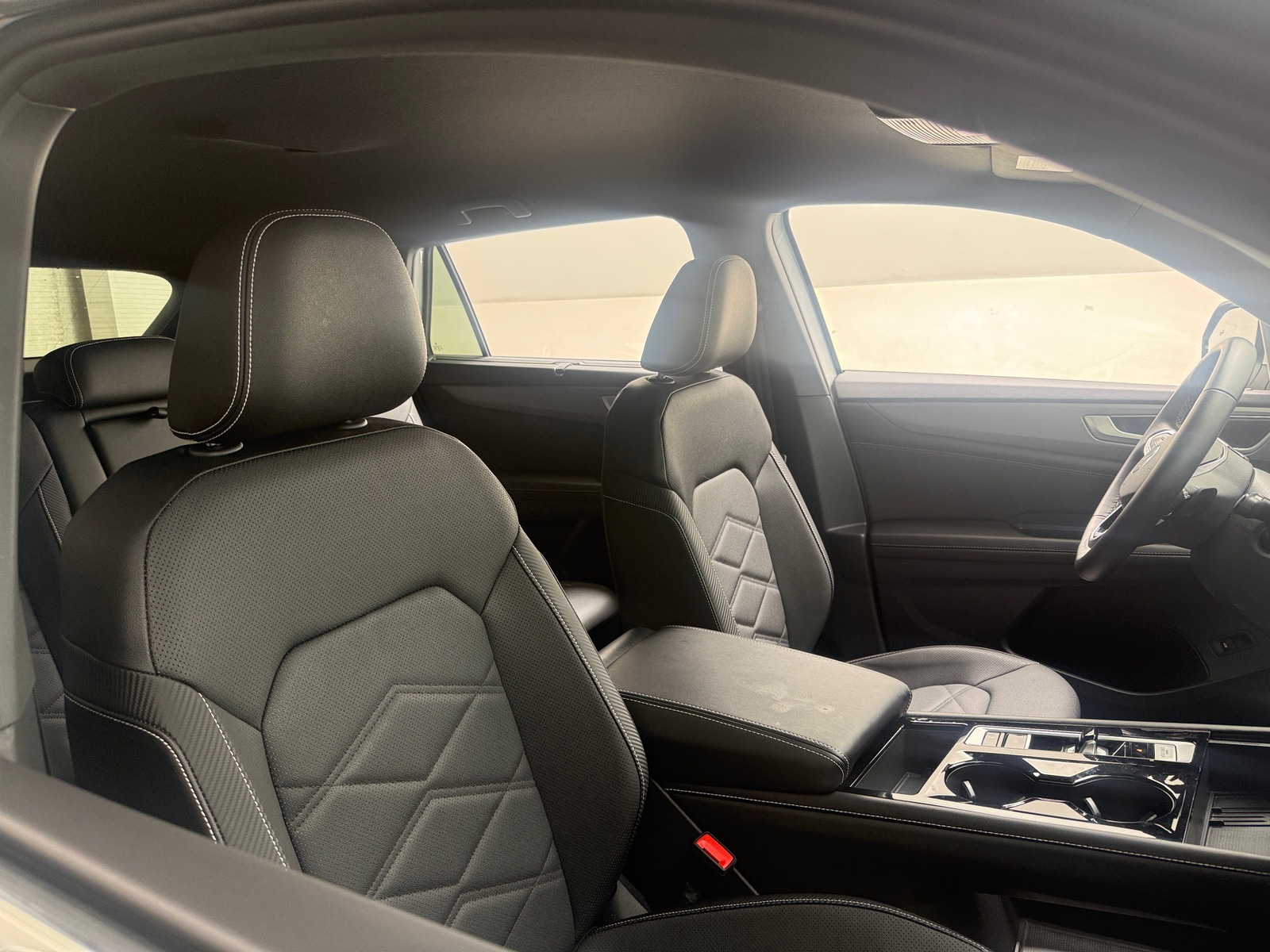 Thumbnail: 2026 Volkswagen Atlas - 2