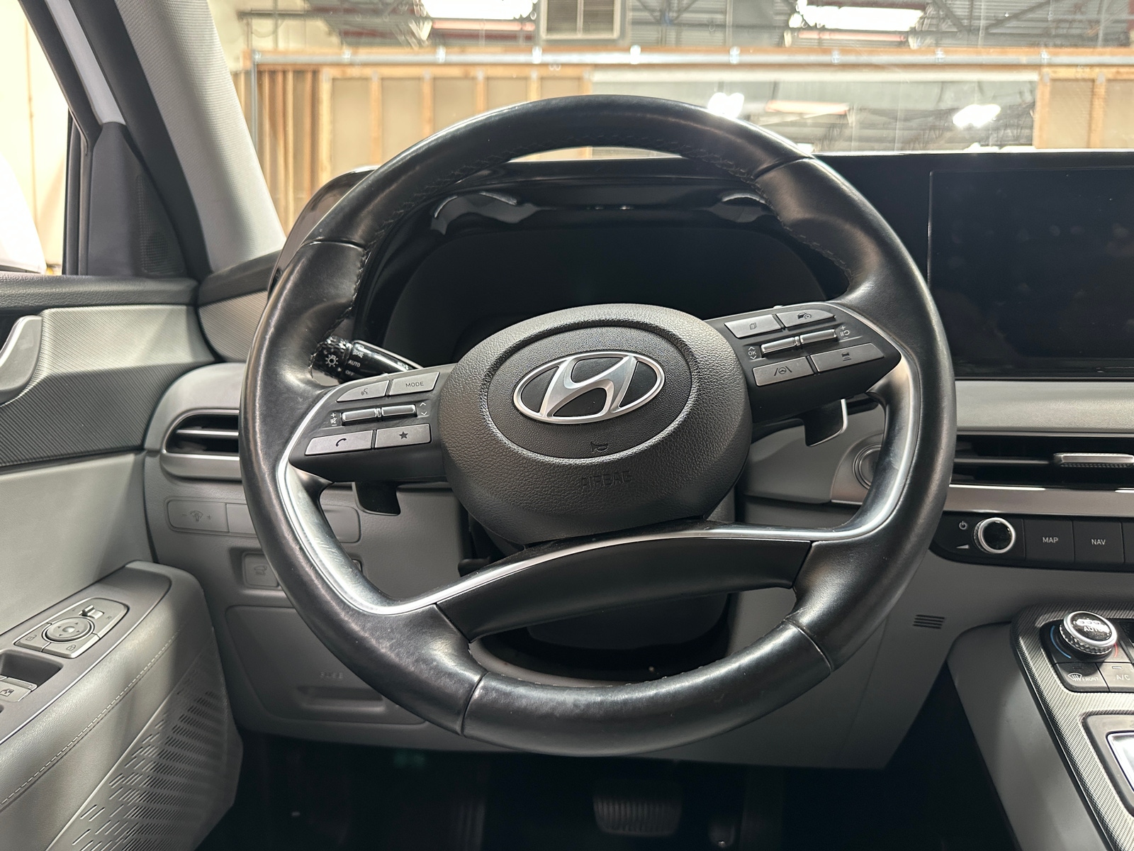 Thumbnail: 2024 Hyundai Palisade - 4