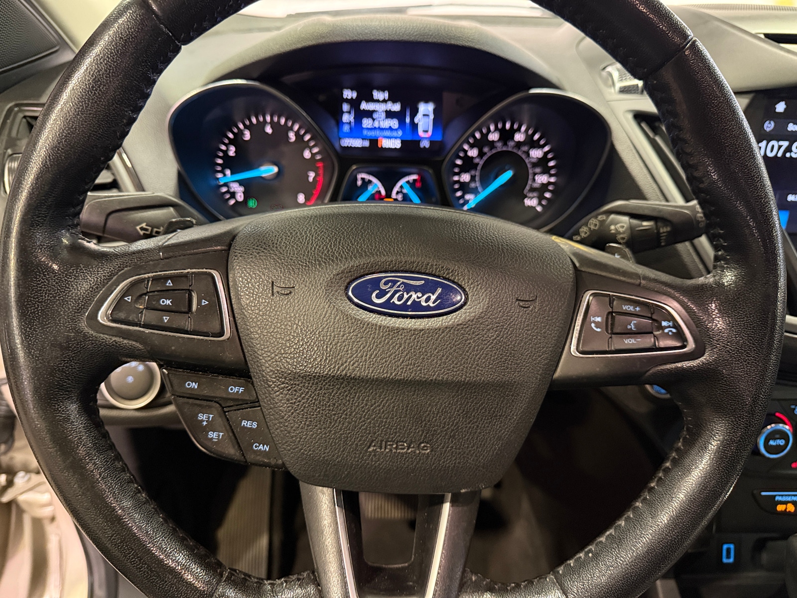 Thumbnail: 2017 Ford Escape - 4