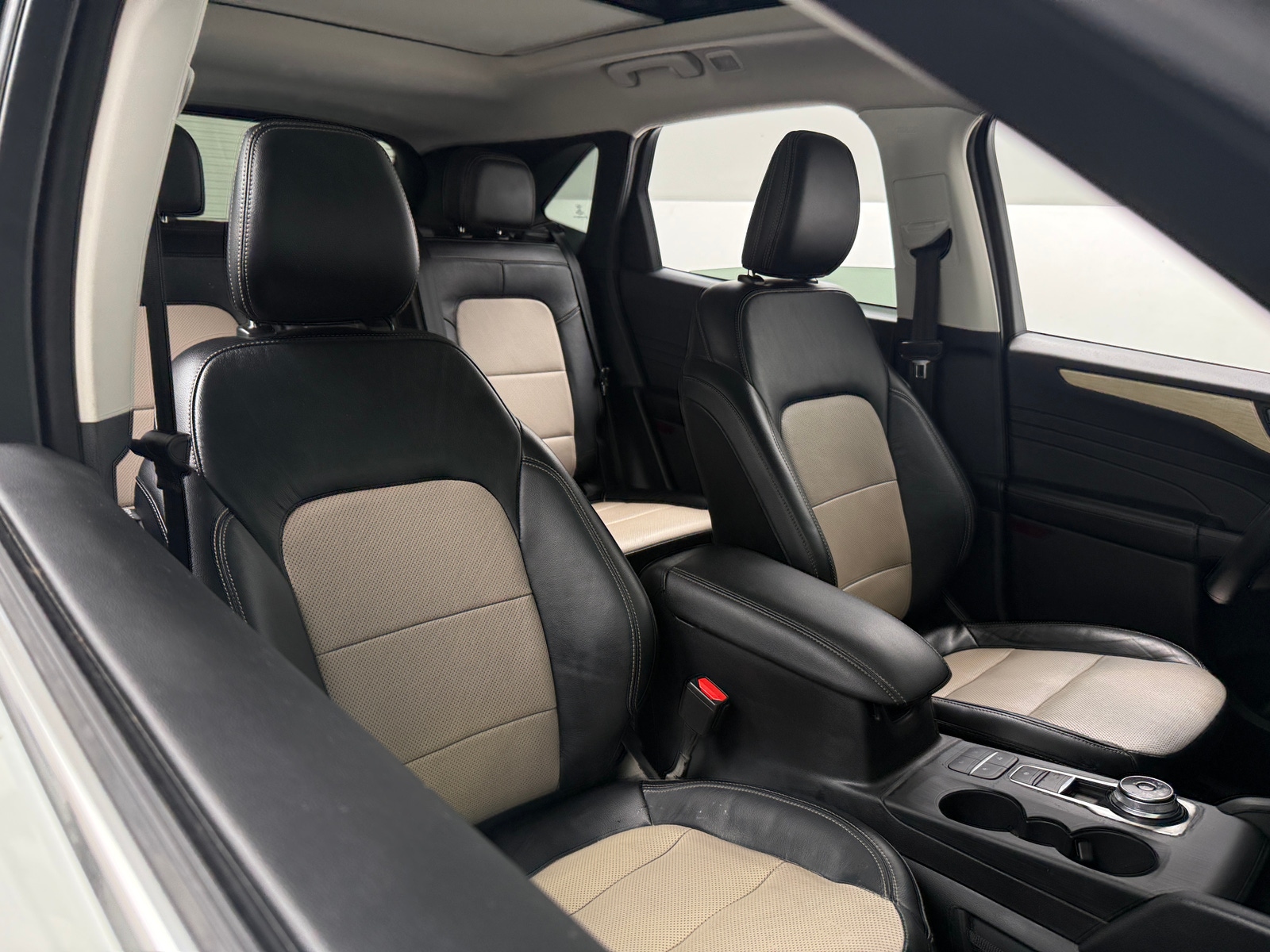 Thumbnail: 2021 Ford Escape - 2