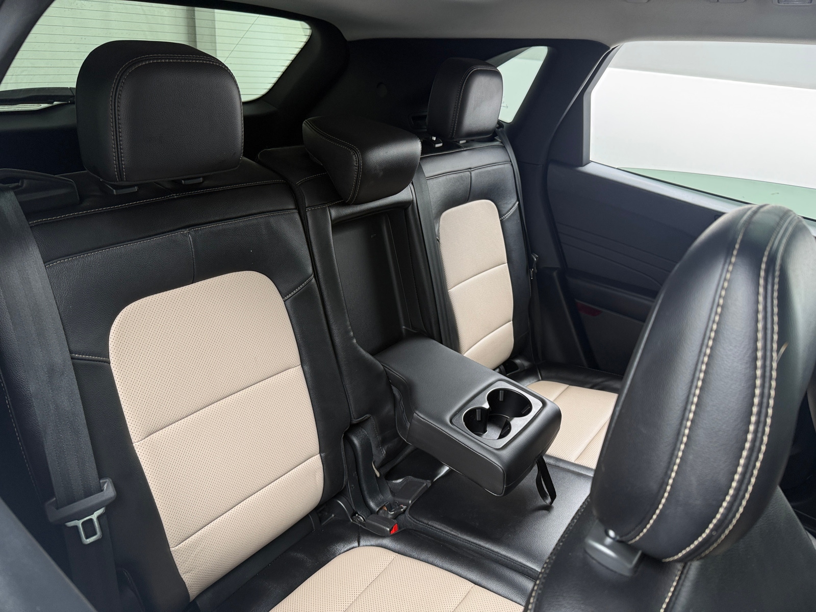 Thumbnail: 2021 Ford Escape - 6