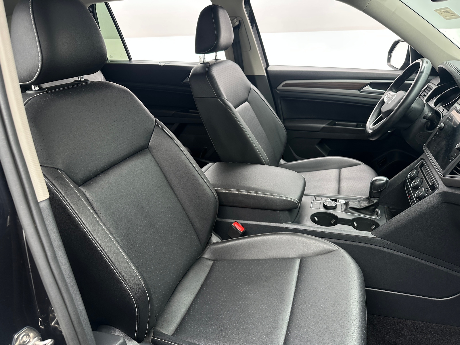 Thumbnail: 2021 Volkswagen Atlas - 2