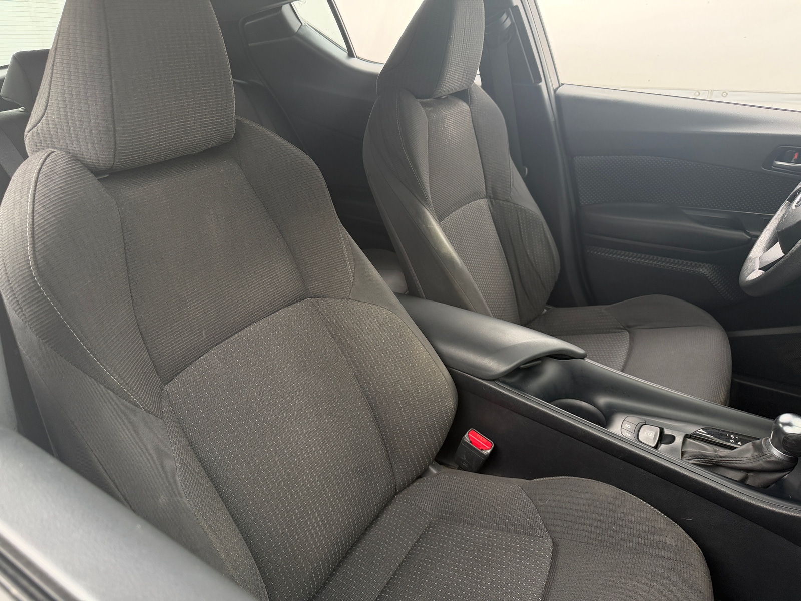 Thumbnail: 2019 Toyota C-HR - 2
