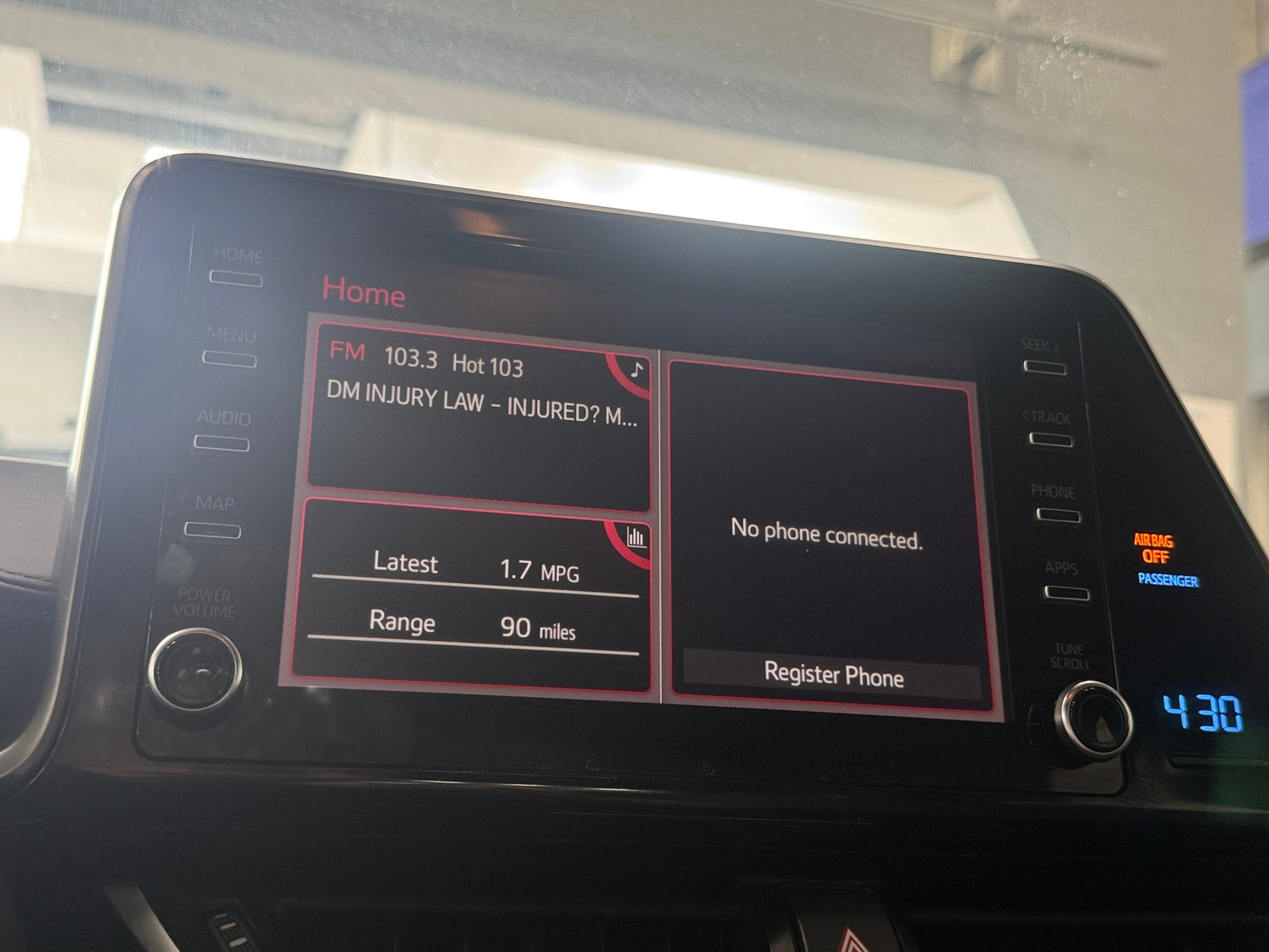 Thumbnail: 2019 Toyota C-HR - 4