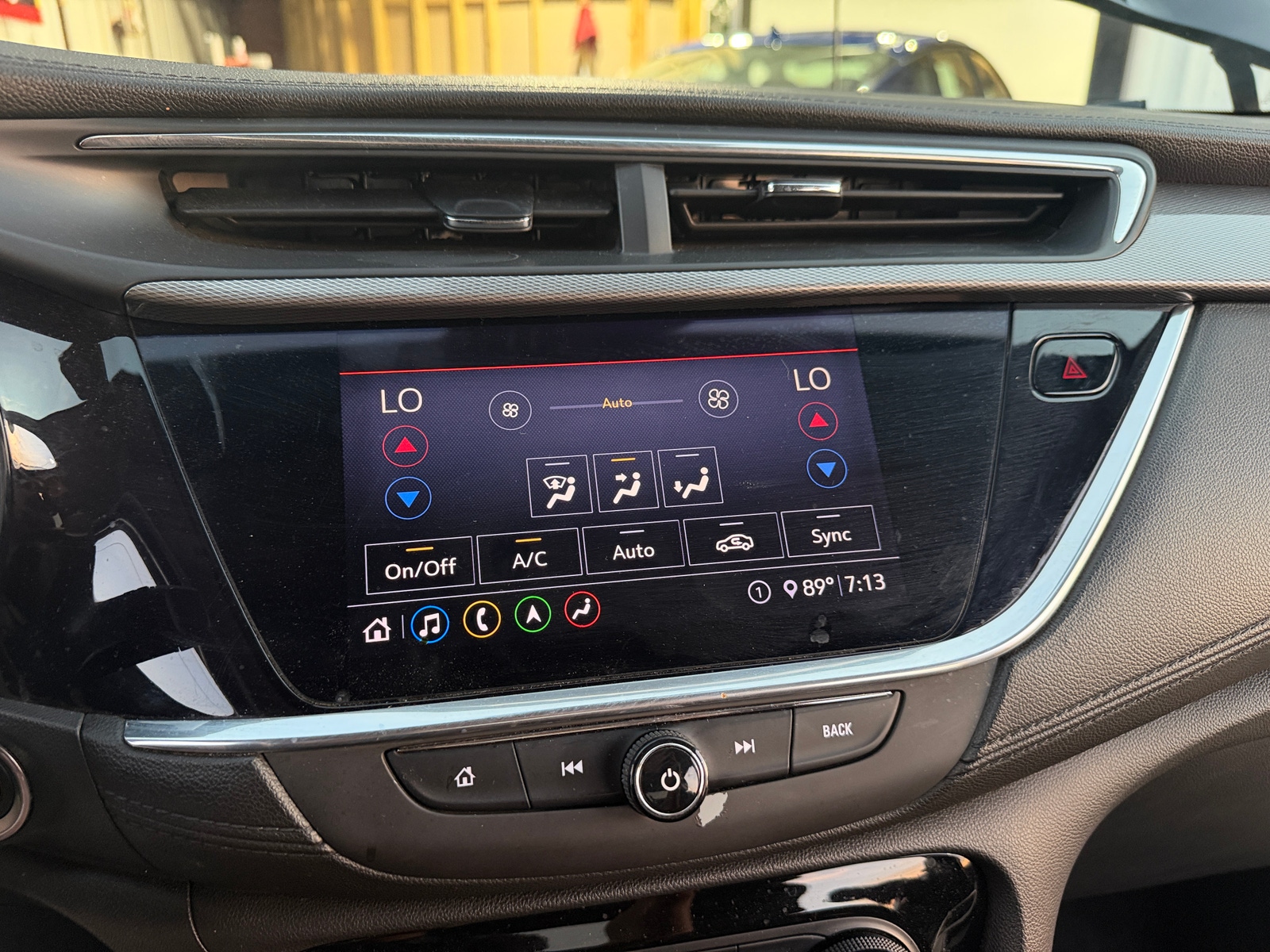 Thumbnail: 2020 Buick Encore GX - 3