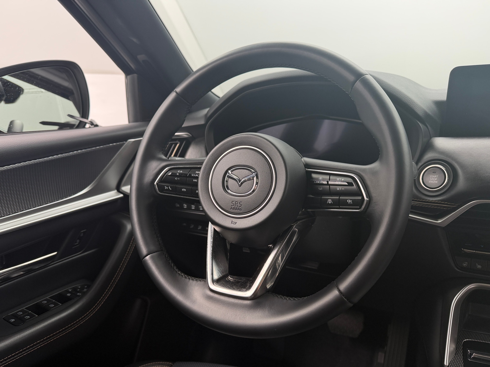 Thumbnail: 2025 Mazda CX-70 - 4