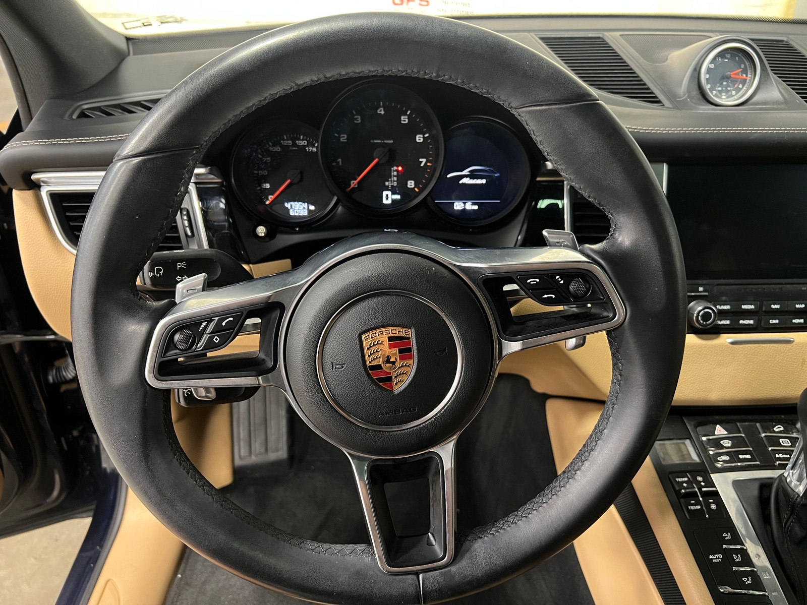 Thumbnail: 2018 Porsche Macan - 4