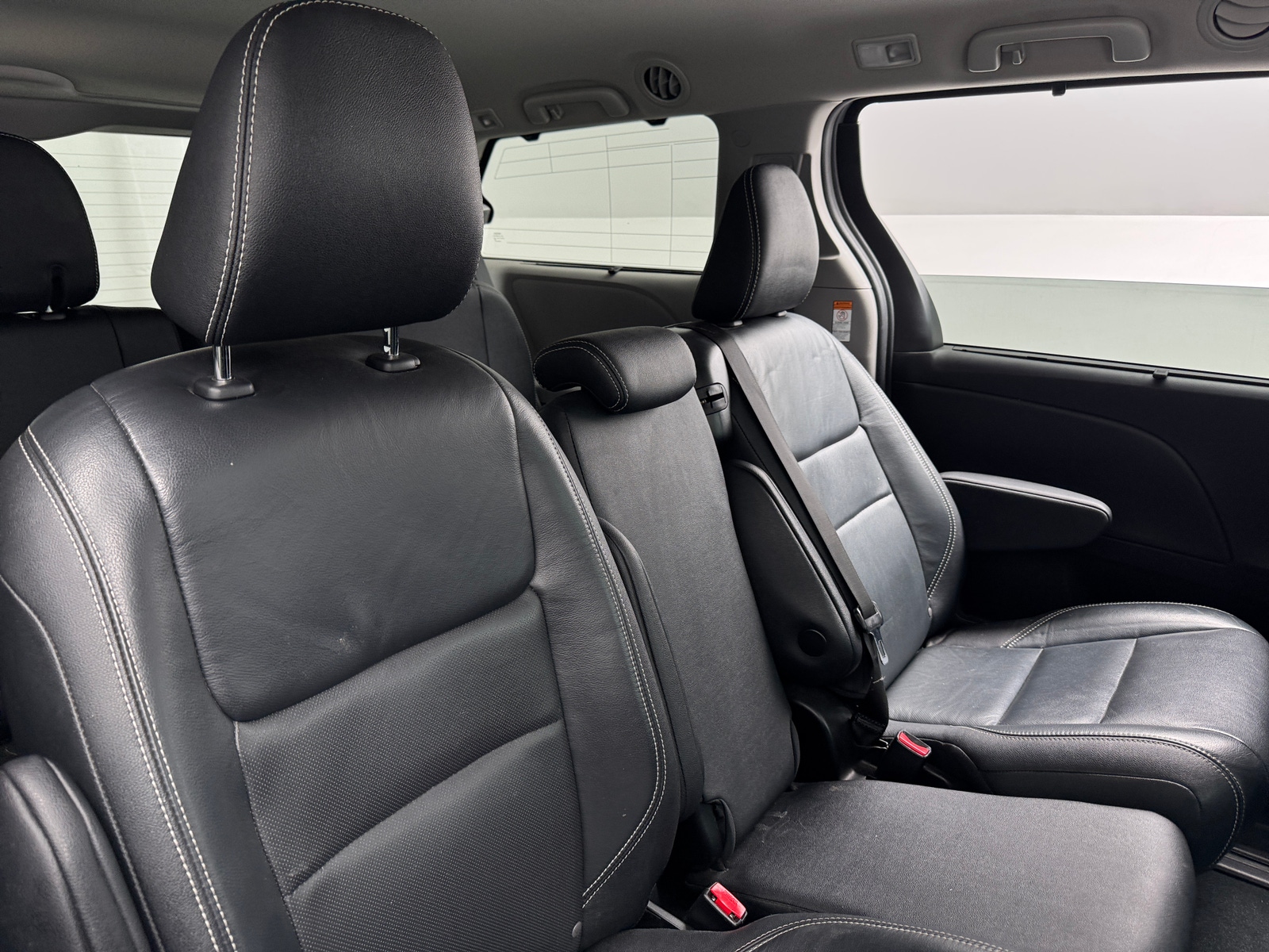 Thumbnail: 2019 Toyota Sienna - 5