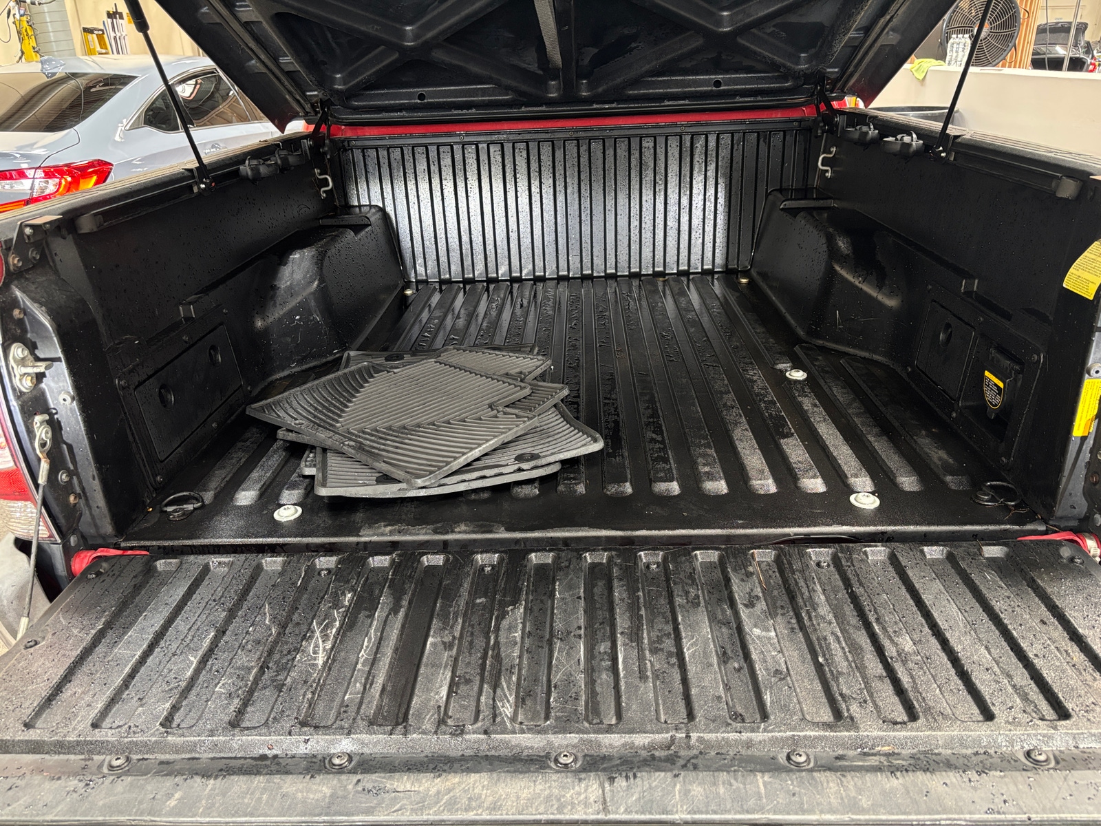 Thumbnail: 2013 Toyota Tacoma - 7