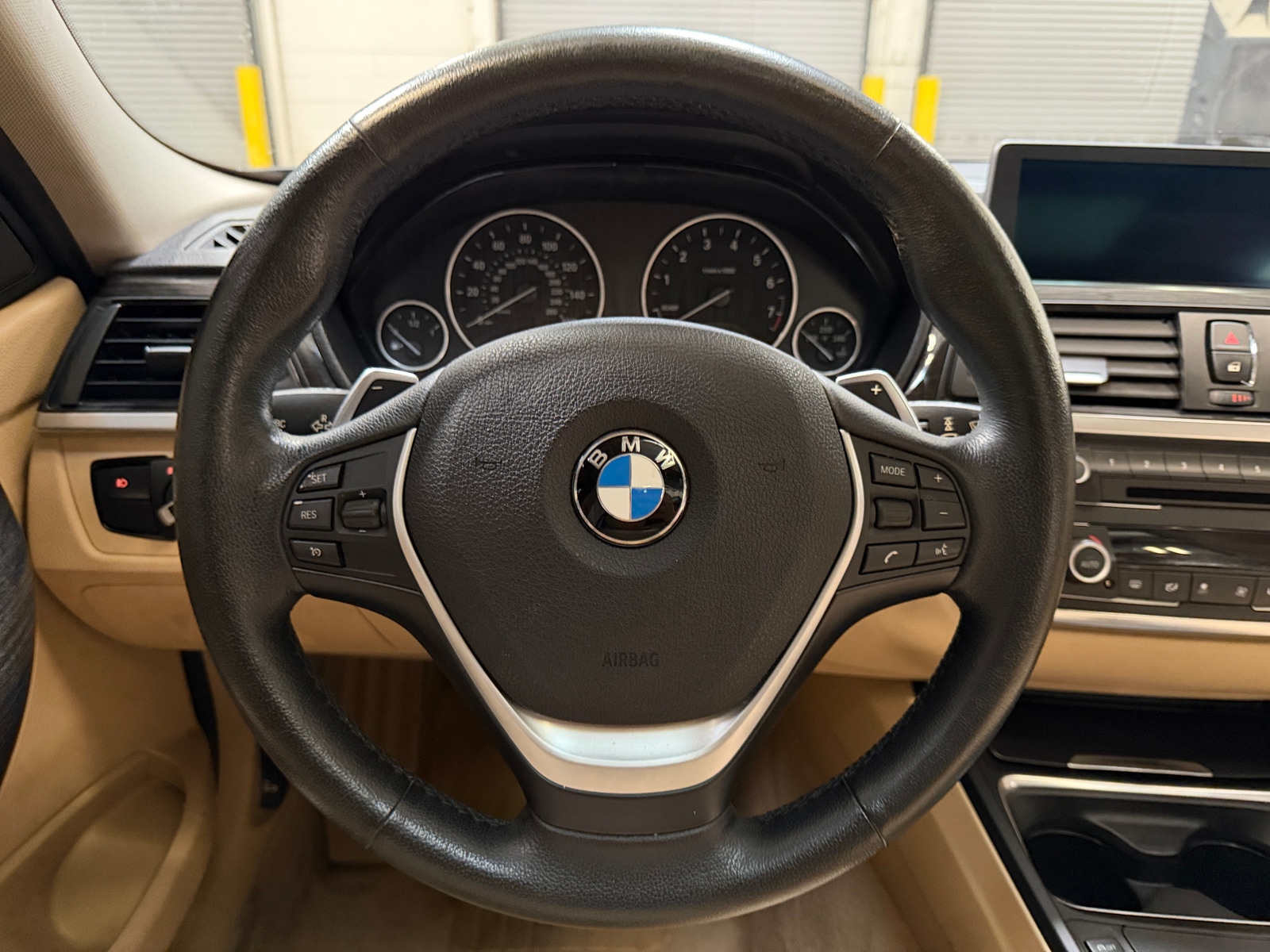 Thumbnail: 2015 BMW 3 Series - 4