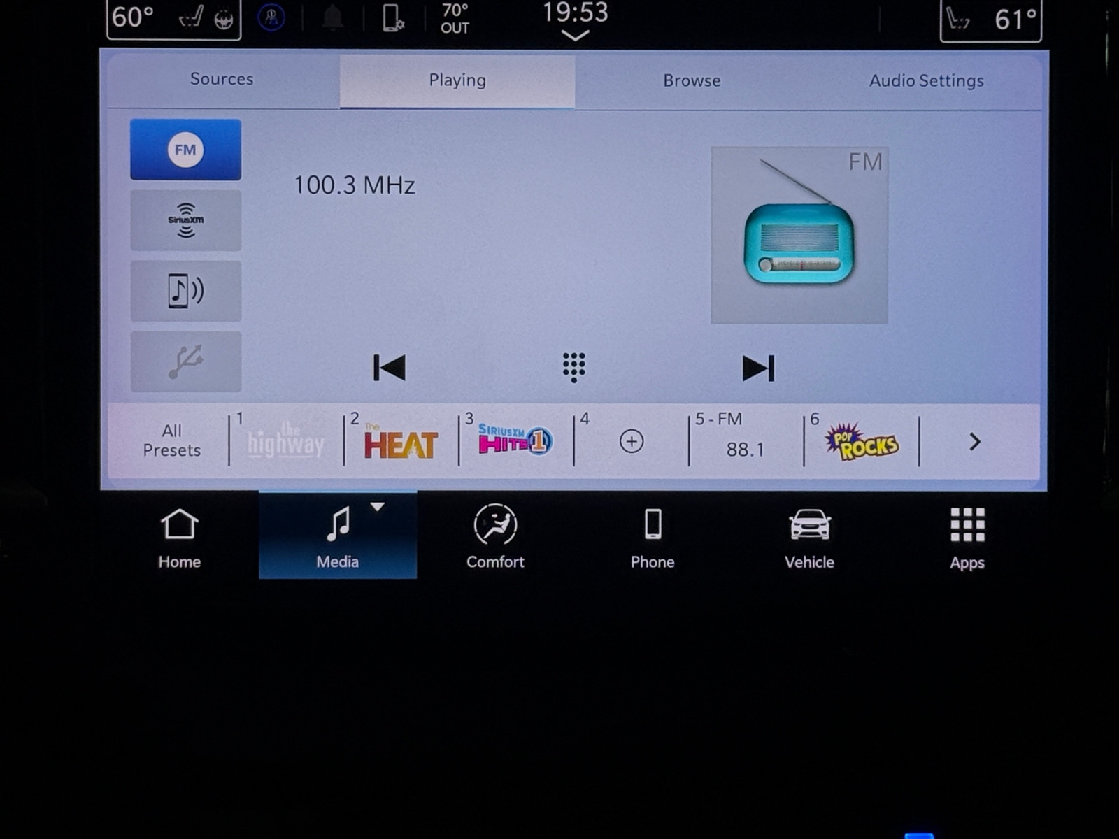 Thumbnail: 2024 Chrysler Pacifica - 3