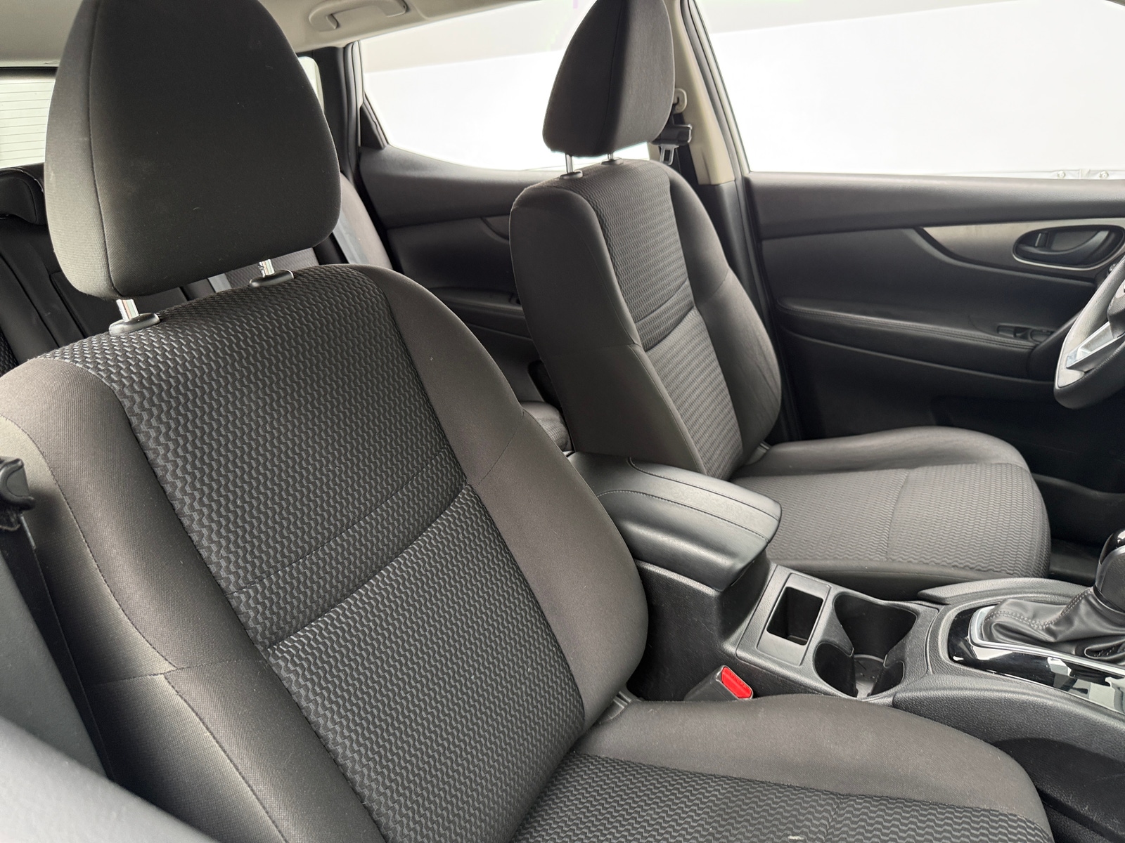 Thumbnail: 2019 Nissan Rogue Sport - 2
