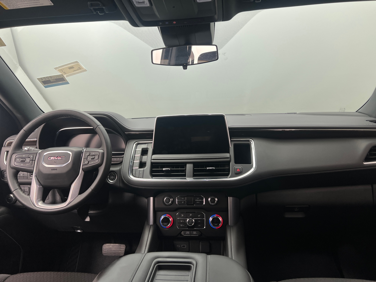 Thumbnail: 2024 GMC Yukon XL - 3