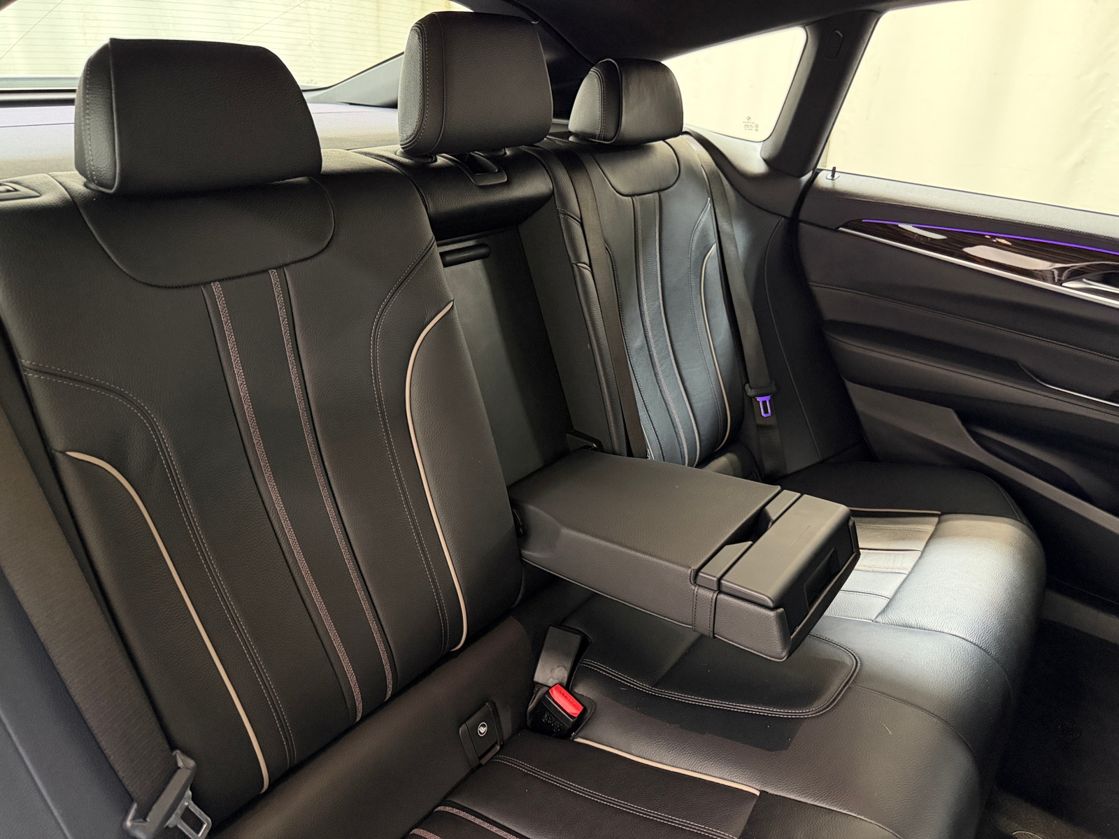 Thumbnail: 2018 BMW 6 Series - 6