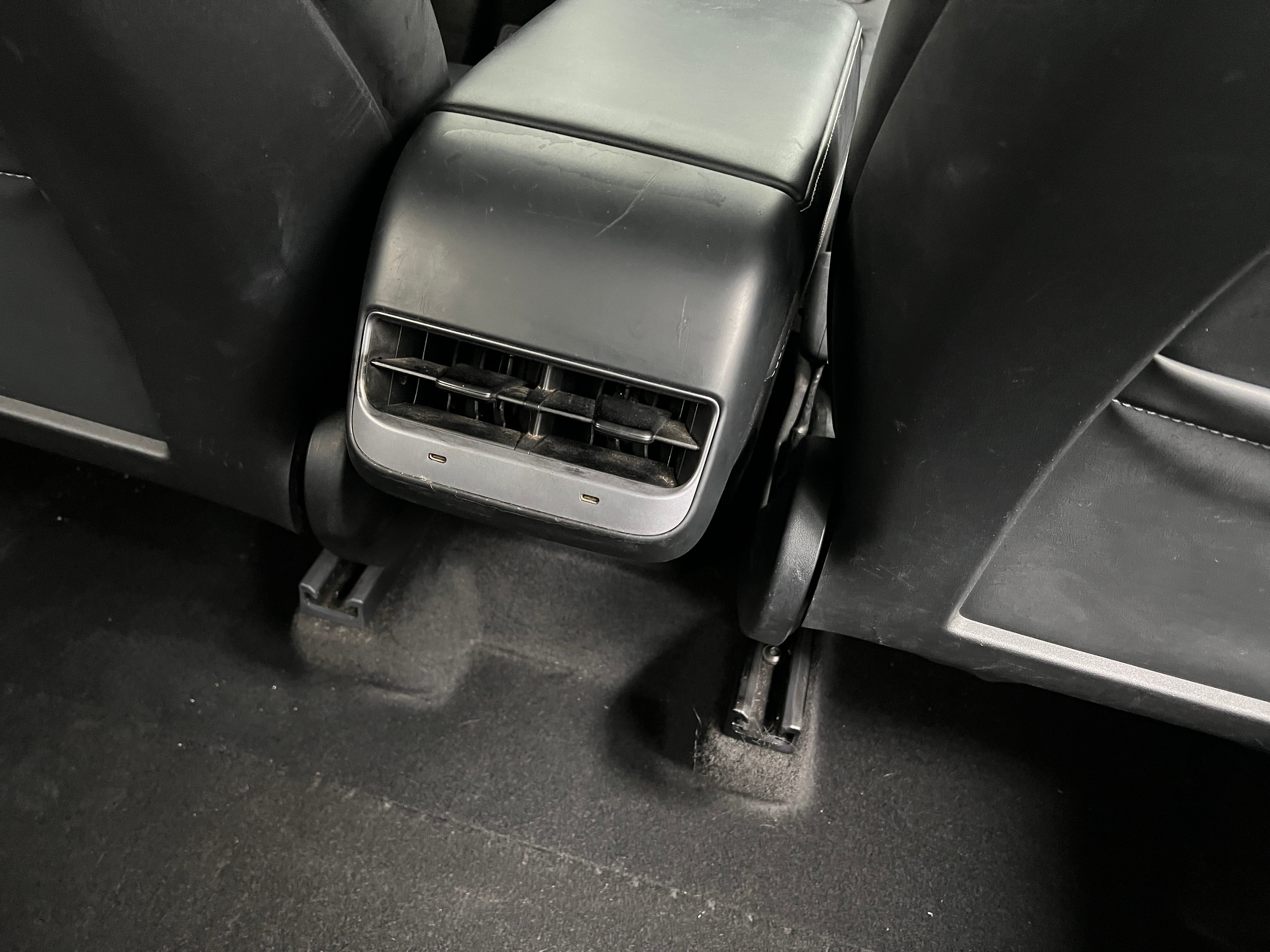 Used 2023 Tesla Model Y Long Range with VIN 7SAYGDEE5PA068185 for sale in Auburn, WA