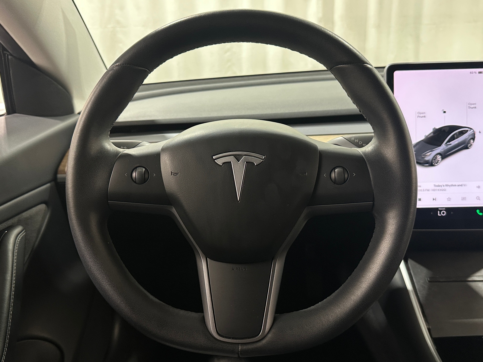 Thumbnail: 2020 Tesla Model 3 - 4