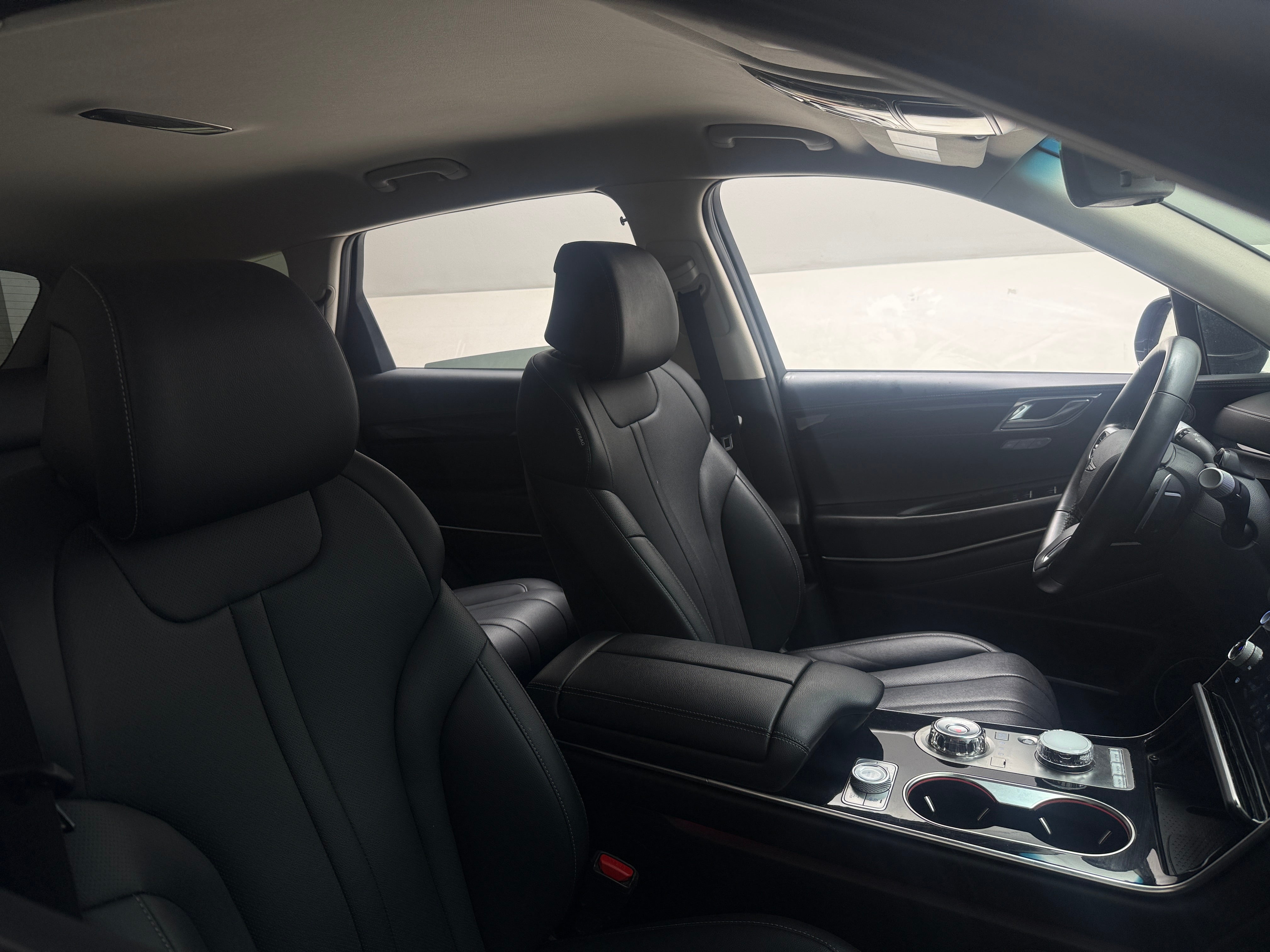 2025 GENESIS GV80