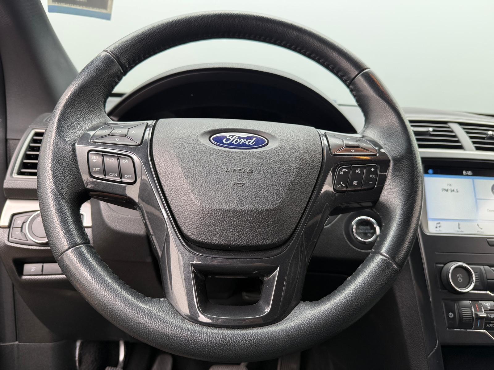 Thumbnail: 2019 Ford Explorer - 5