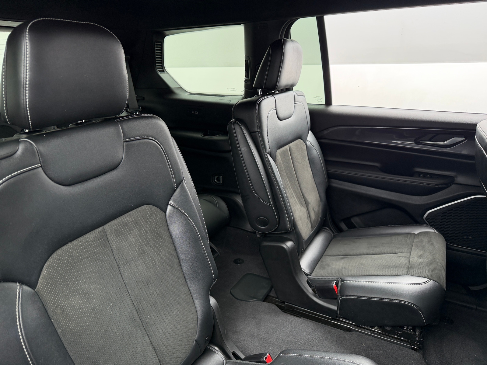 Thumbnail: 2021 Jeep Grand Cherokee L - 5