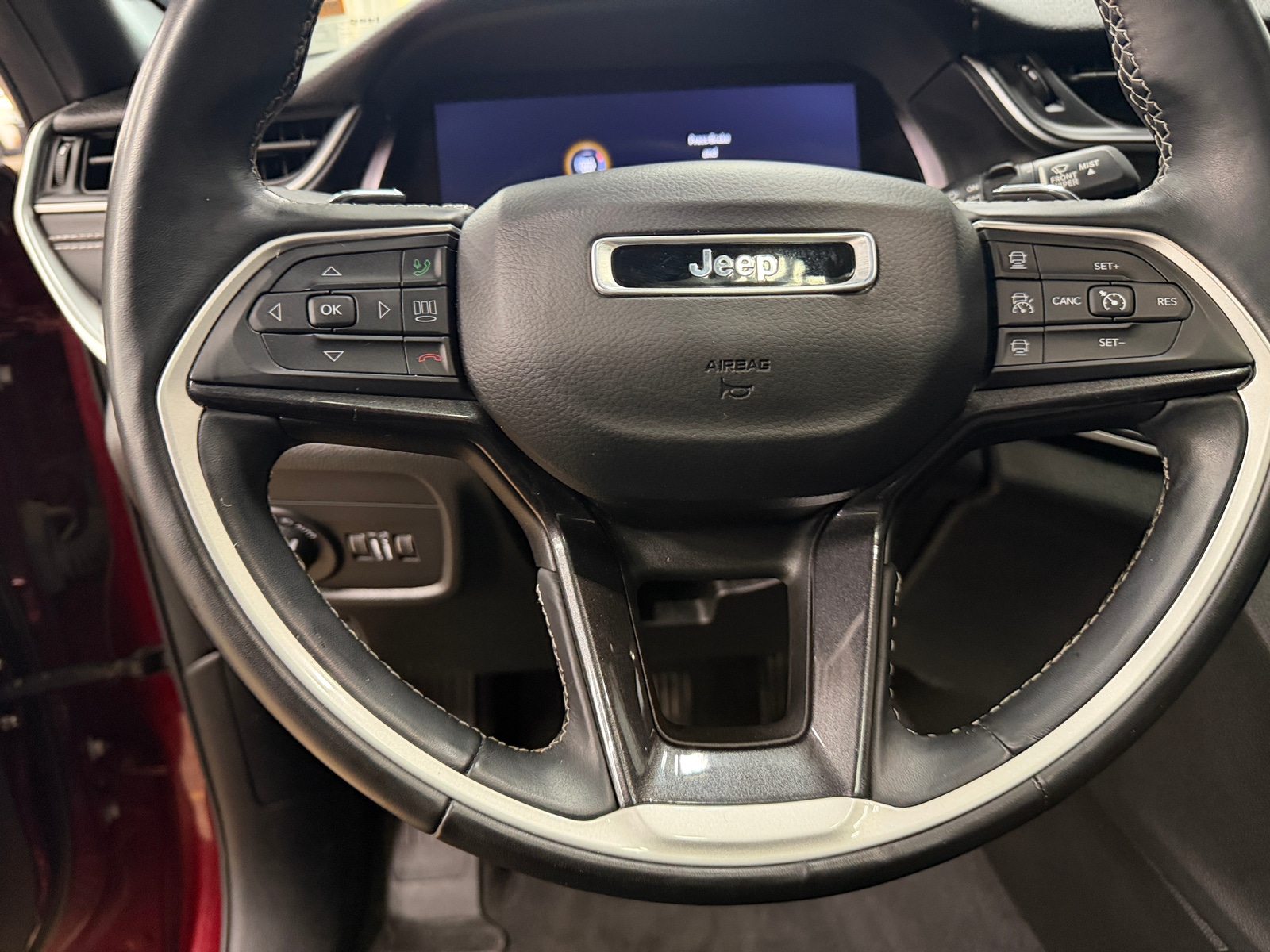 Thumbnail: 2021 Jeep Grand Cherokee L - 4