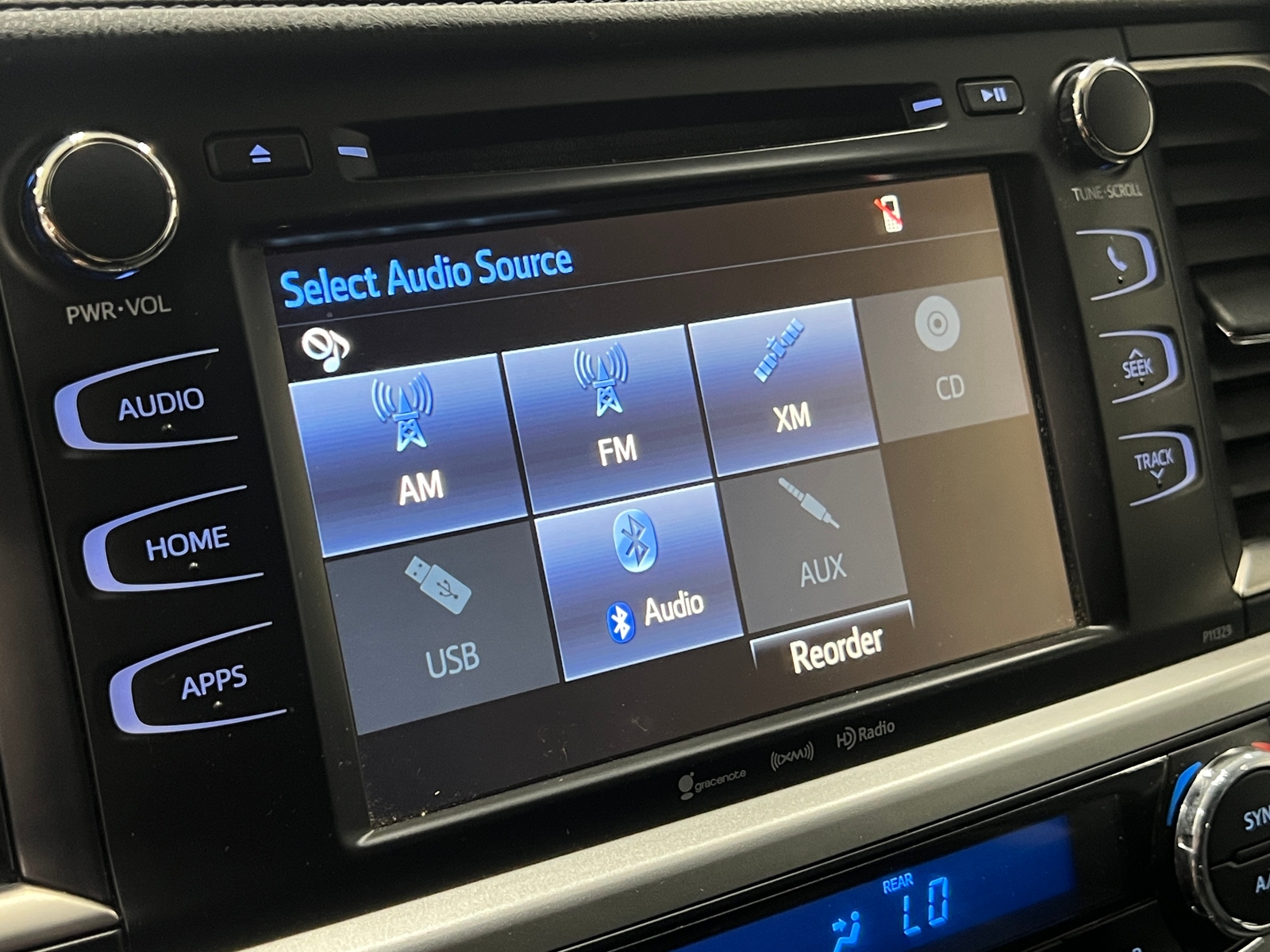 Thumbnail: 2018 Toyota Highlander - 4