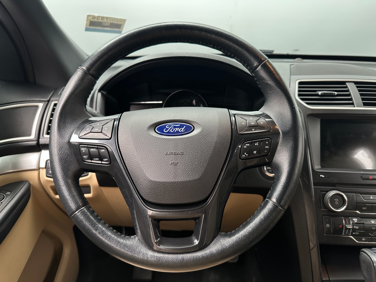 Thumbnail: 2017 Ford Explorer - 4