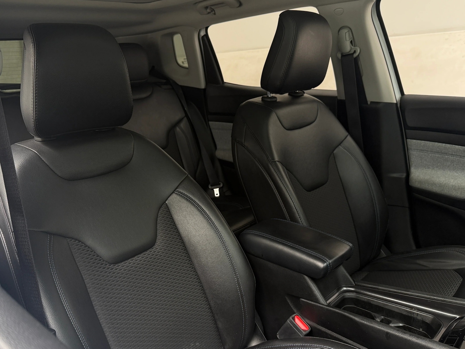 Thumbnail: 2022 Jeep Compass - 2