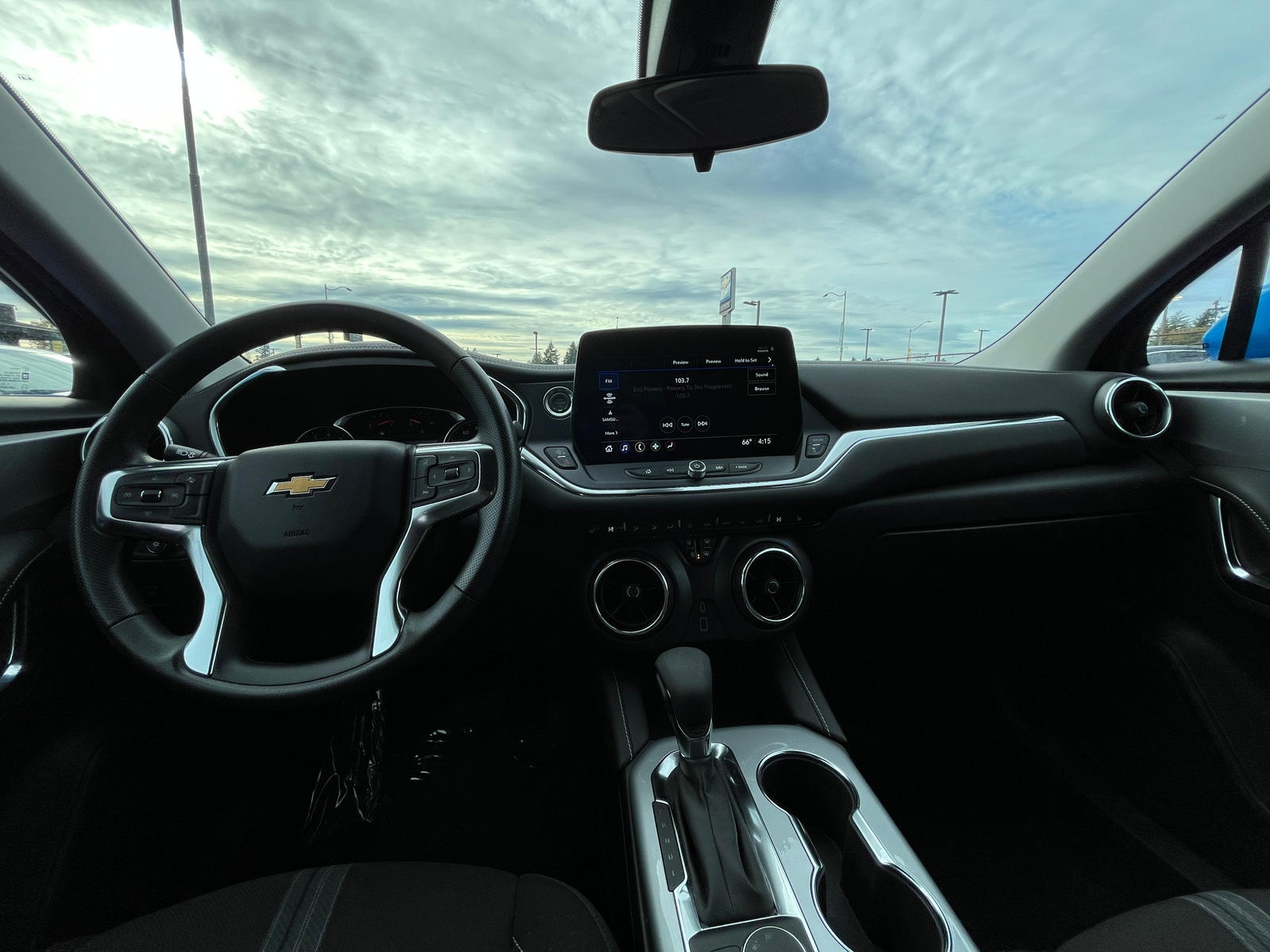 Thumbnail: 2026 Chevrolet Blazer - 3