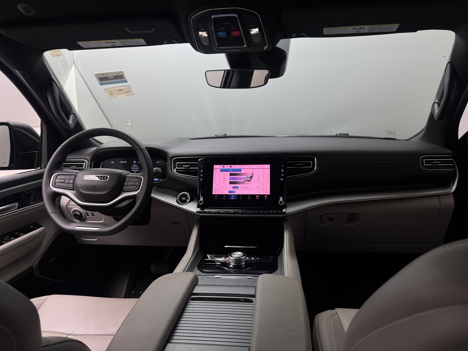 Thumbnail: 2025 Jeep Wagoneer - 2