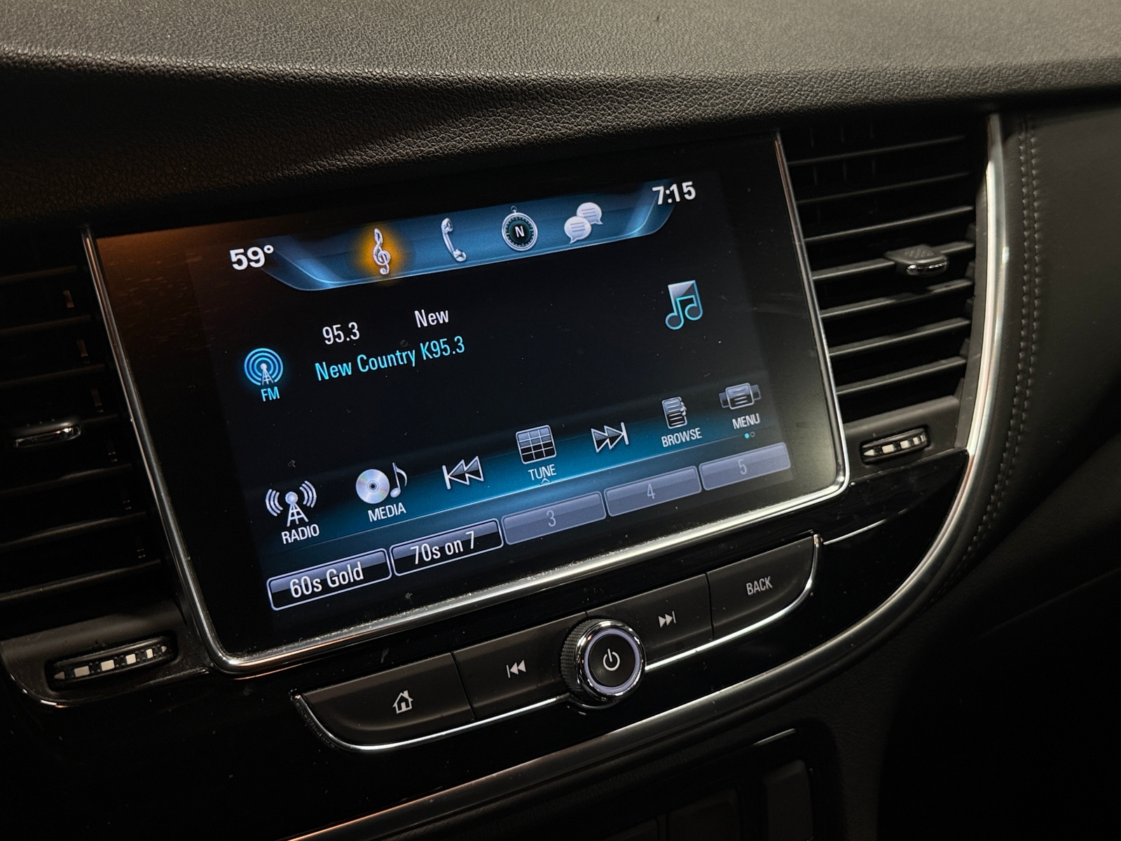Thumbnail: 2021 Buick Encore - 3