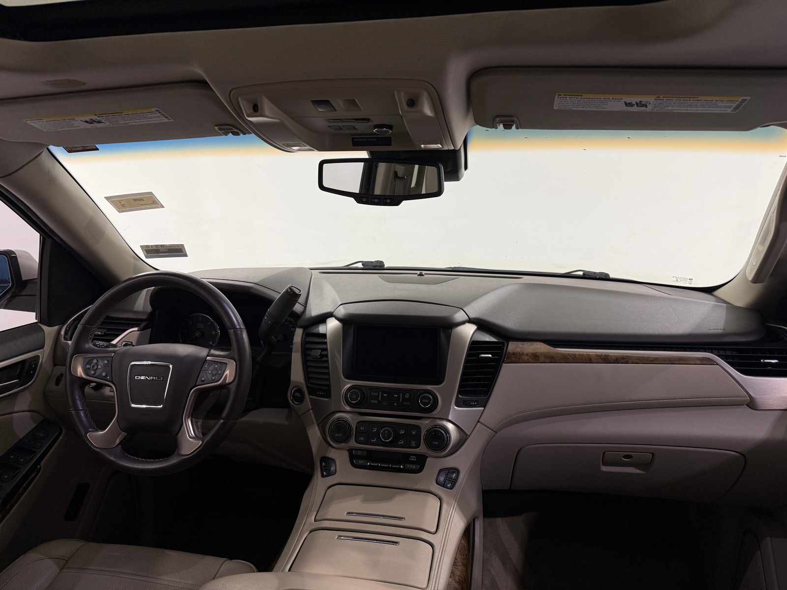Thumbnail: 2015 GMC Yukon - 2