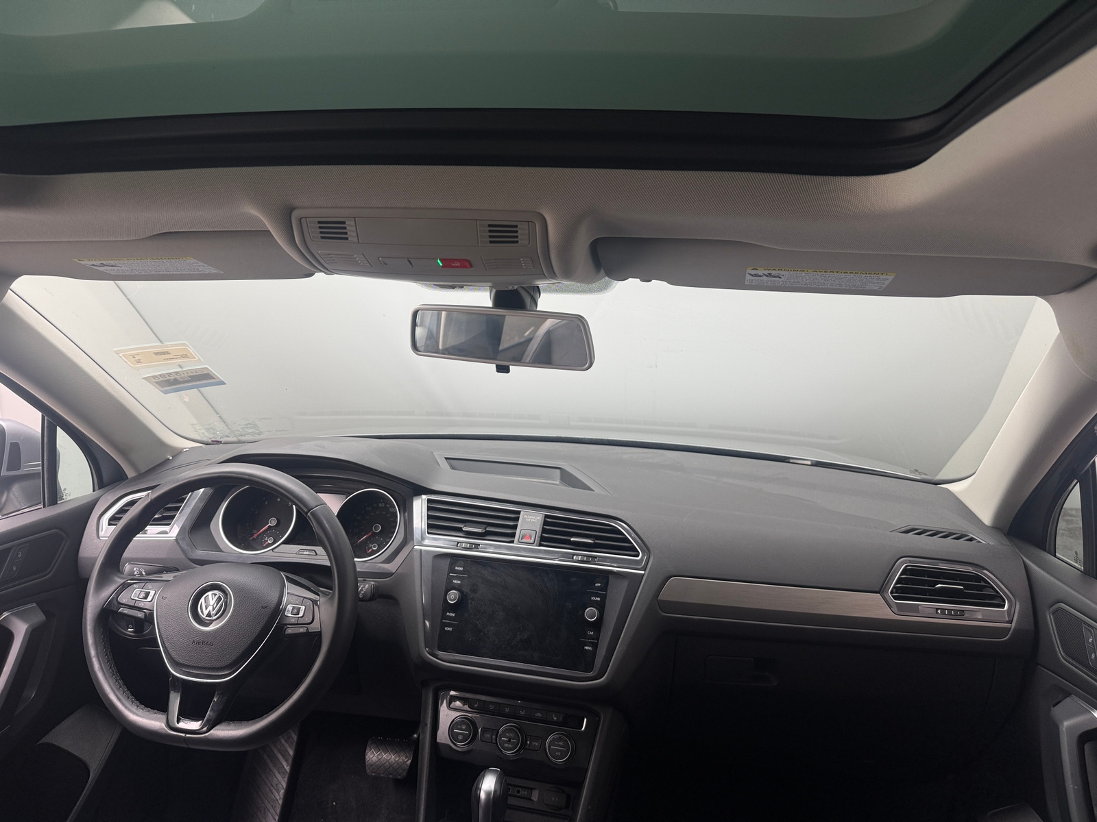Thumbnail: 2020 Volkswagen Tiguan - 2