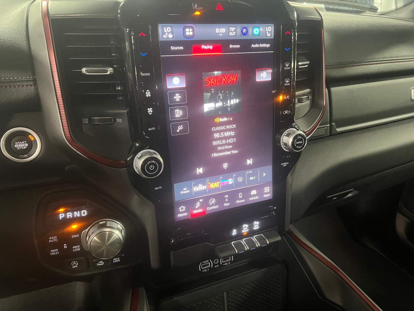 Thumbnail: 2026 RAM 1500 - 4